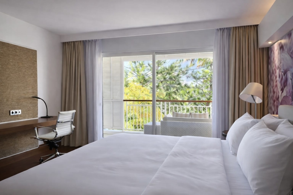 Chambre classique vue Jardin Lit King